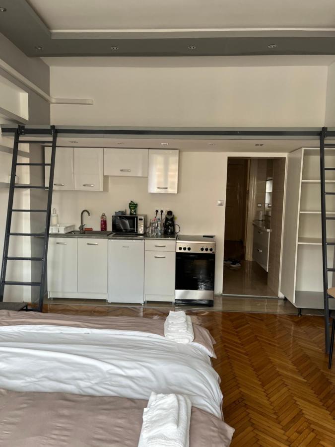 Szechenyi Apartman Miskolc Dış mekan fotoğraf