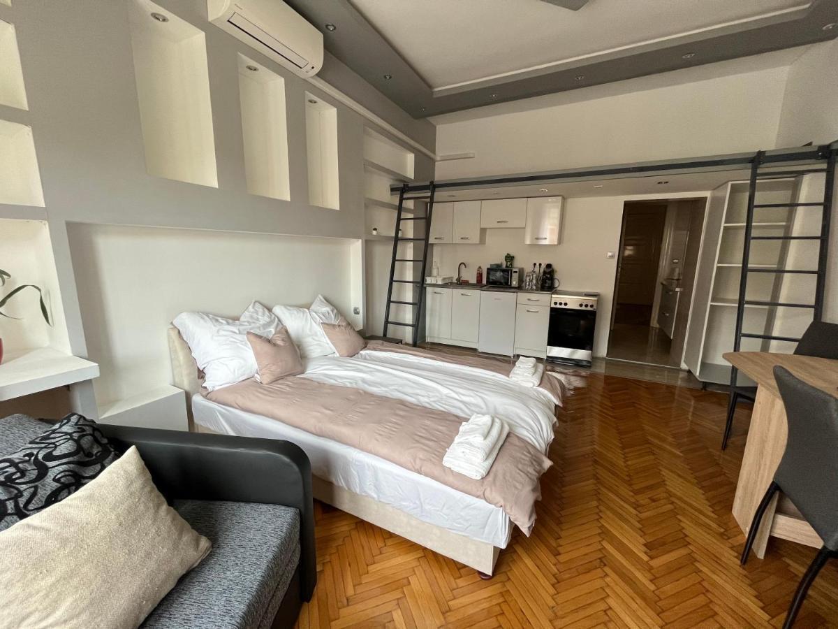 Szechenyi Apartman Miskolc Dış mekan fotoğraf