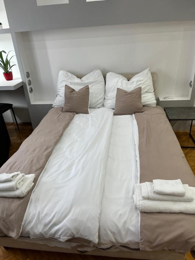 Szechenyi Apartman Miskolc Dış mekan fotoğraf