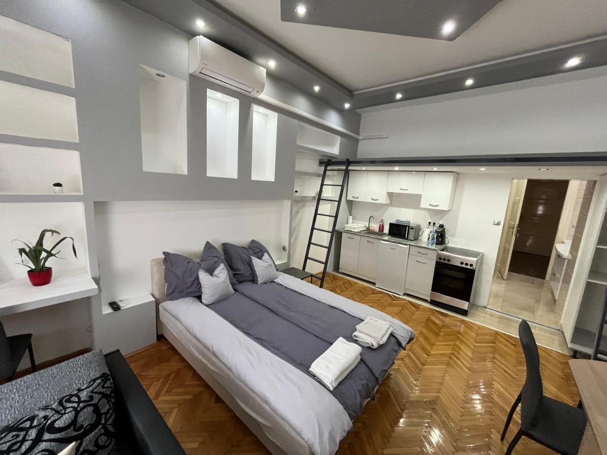 Szechenyi Apartman Miskolc Dış mekan fotoğraf
